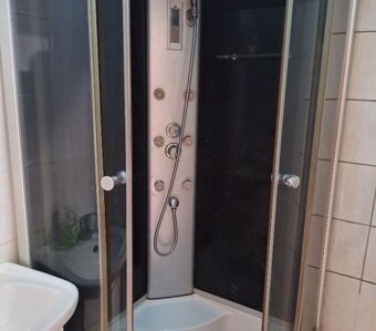 Družstevní podíl spojený s právem nájmu družstevního bytu 2+ - 7