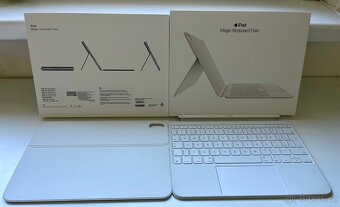 iPad Magic Keyboard Folio - 7