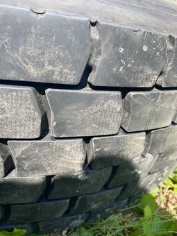 315/70 R22,5 - 7