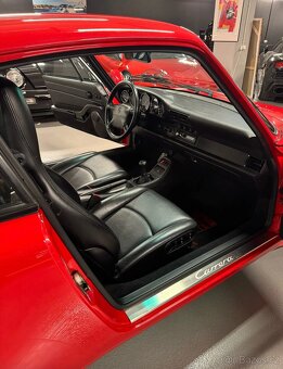Porsche 911 993 C2 - 7