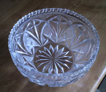 staré broušené křišťálové sklo - 7