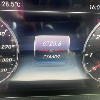 MERCEDES BENZ E 400 D 4MATIC - 7
