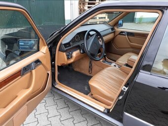 Mercedea w124 300d - 7