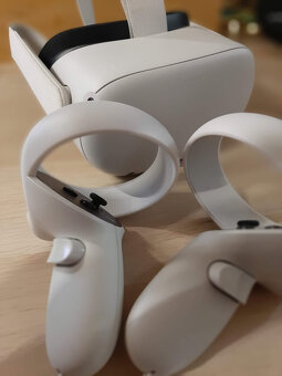 Oculus Quest 2 128GB - 7