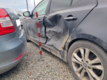 Kia optima havarovaná - 7