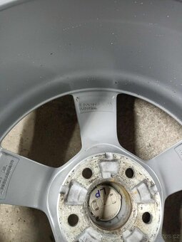 ❄️zimné 4ks alu disky orig. Audi 5x112 R18 pneu 225/55 7mm - 7
