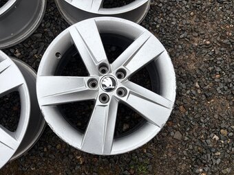 Alu original sada disku Škoda 5x100 7J ET46 R16 - 7