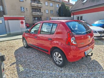 Dacia Sandero 1.4i 55KW Klimatizace, Tažné zařízení - 7