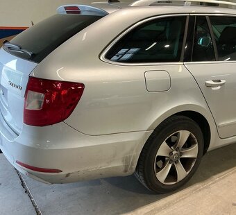 Škoda Superb 2.0 Tdi 103 KW ELEGANCE kůže 4/2013 XENONY - 7
