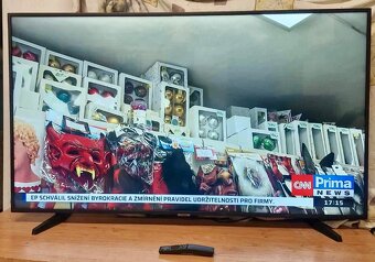 4K UHD Smart Samsung televizor - 7