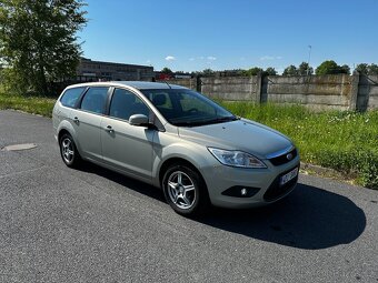 FORD FOCUS 1.6 - 7