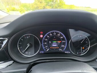 Opel Insignia Sports Tourer 1.6cdti 100kw rok 2020 - 7