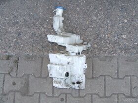 Prodám náhradní díly Passat B6 sedan 2008 - 7