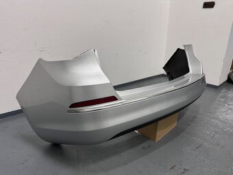 Opel Astra J Kombi face zadní část kufr nárazník výztuha - 7