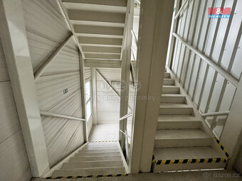 Pronájem skladu, 1095 m², Ostrava, ul. Uhlířská - 7