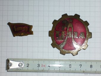 Odznaky Tesla a 1. máj - 7