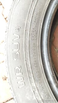 Zimní pneu 215/65R17 Nokian TYRES - 7
