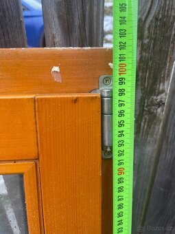 Dřevěné Eurookno 67 x 102 cm – Pravé, demontované - 7