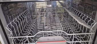 Myčka Bosch série 4 - 7