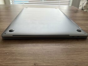 Macbook Pro 15 2018 SpaceGray - 7