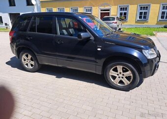 Suzuki Grand Vitara 1,9 DDiS AWD nafta manuál 95 kw - 7