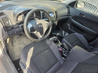 Hyundai i30 č. 23396 - 7