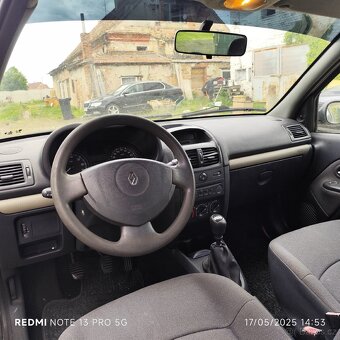 Renault Clio - 7