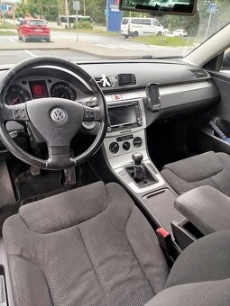 Volkswagen Passat 3c Variant 2.0TDi 103kW - 7