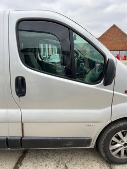 Renault Trafic NÁHRADNÍ DÍLY Převodovka dveře blatník - 7