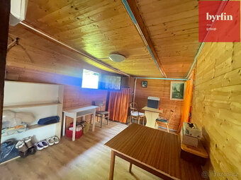 Unikátní zahrádka s malým domkem (2+kk) - 7