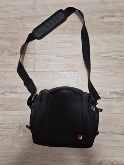 Zrcadlovka CANON eos 4000D - 7