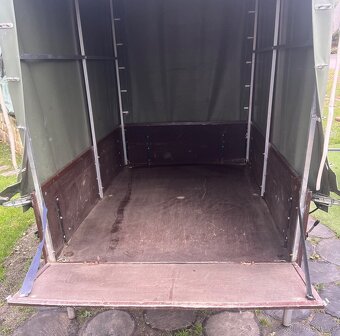 Přívěsný vozík krytý - 7