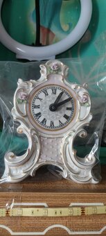 Starožitné porcelánové hodiny - 7