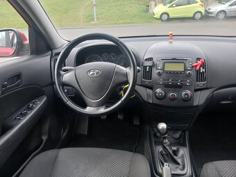 Hyundai i30 1.4i serviska - 7
