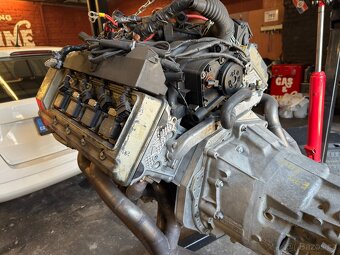 Motor BMW M60B40 - 7