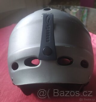 Vázání na snowboard Burton vel.M/L + helma zdarma - 7