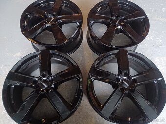 5x112 R18 7.5j et 25 Dezent black zanovni - 7