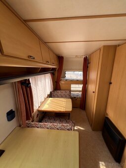 Obytný karavan TEC,palandy,5 os, 1200 kg - 7