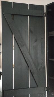 Závěsná skříňka Ikea (barová) - 7