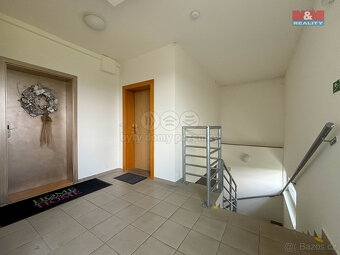 Pronájem bytu 4+kk, 99 m², Lovosice, ul. Osvoboditelů - 7