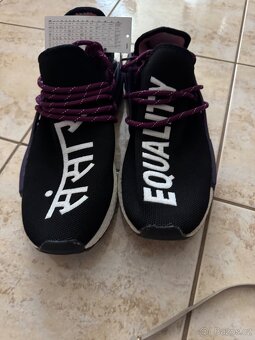 Tenisky adidas Pharrel Williams 43 1/2 - 7