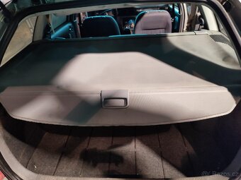 Škoda octavia 1 kombi 1.6 stříbrné barvy - 7