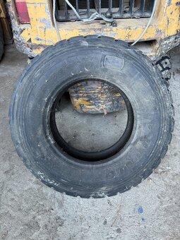 Pneu 265/70 R17,5 - 7