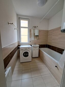 Pronájem bytu na Klíši 2+1 63 m² - 7