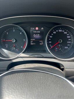 VW Passat rok 2015 - 7