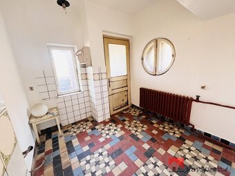 Prodej rodinného domu 4+1, včetně stavební parcely, 1038 m2, - 7