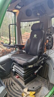 Vyvážecí souprava JOHN DEERE 1010E radlice - 7