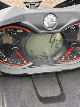 Cam-AM Spyder F3-S - 7