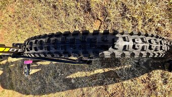 Celoodpružené MTB kolo Kross 3.0 Carbon-velikost M kola 29” - 7