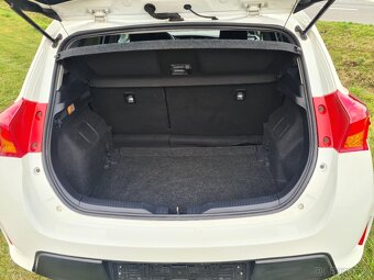 Toyota Auris - 7